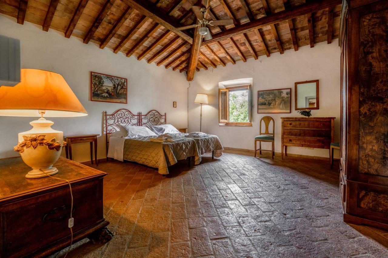 Podere Mezzastrada - Place Of Charme * Fiano (Tuscany)